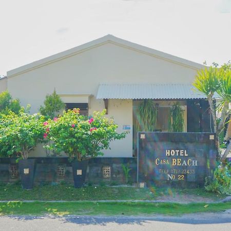 Oyo 479 Casa Beach Hotel Tanjung Pandan Eksteriør billede